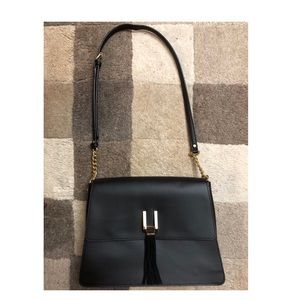 ❌ SOLD ❌ Calvin Klein Black Straps Bag